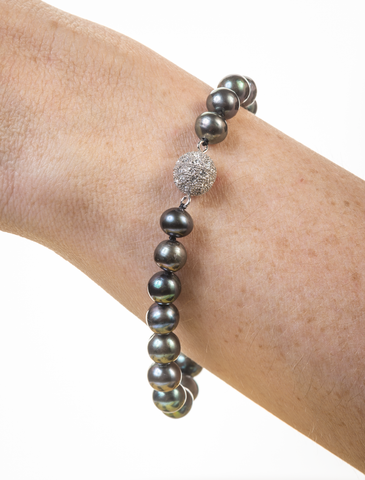 Delicate Freshwater Cultured Pearl Bracelet with Crystal Clasp